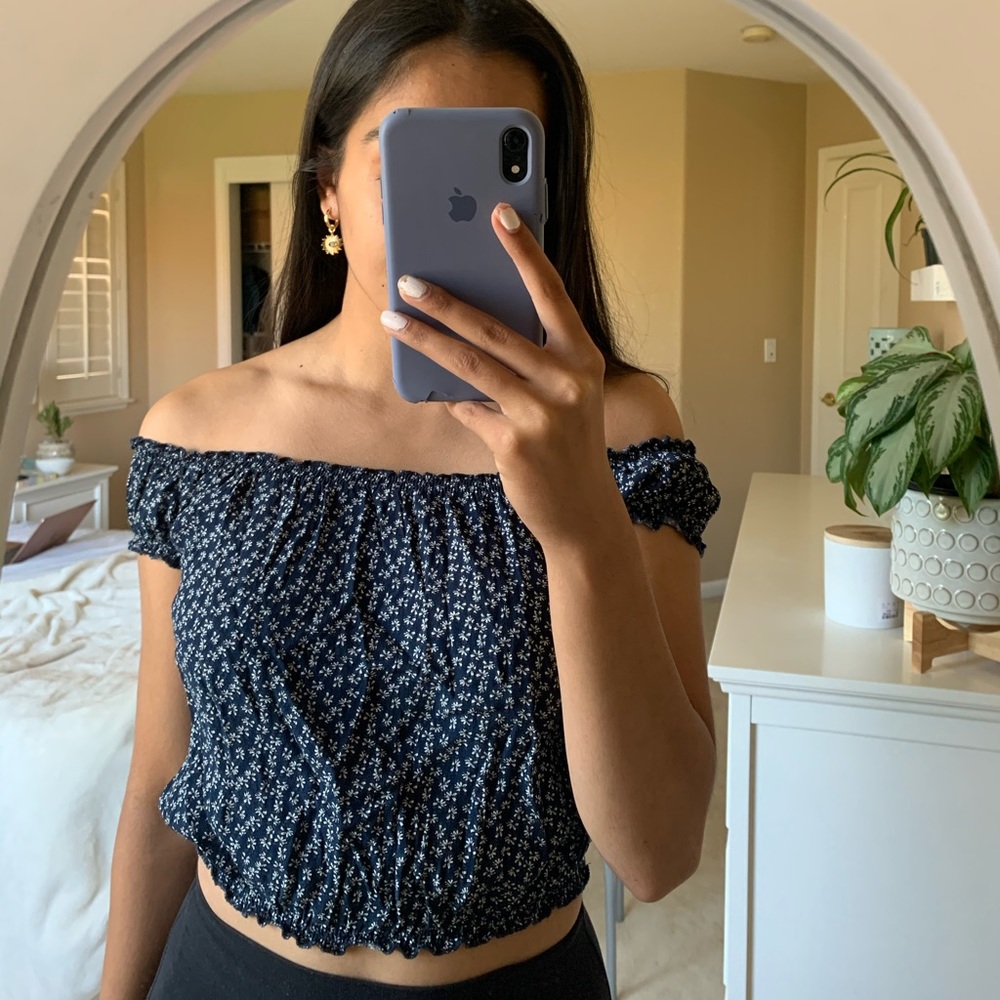 Brandy Melville Rio top